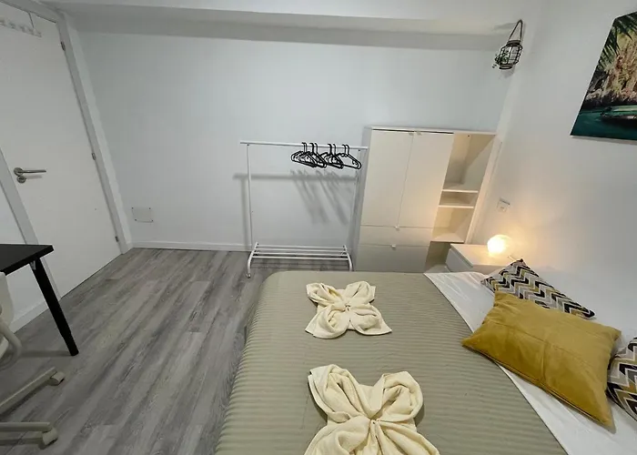 Coliving El Toro Guest house *