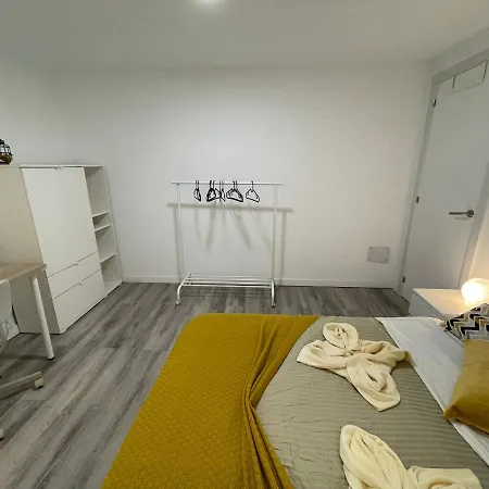 Penzion Coliving El Toro *